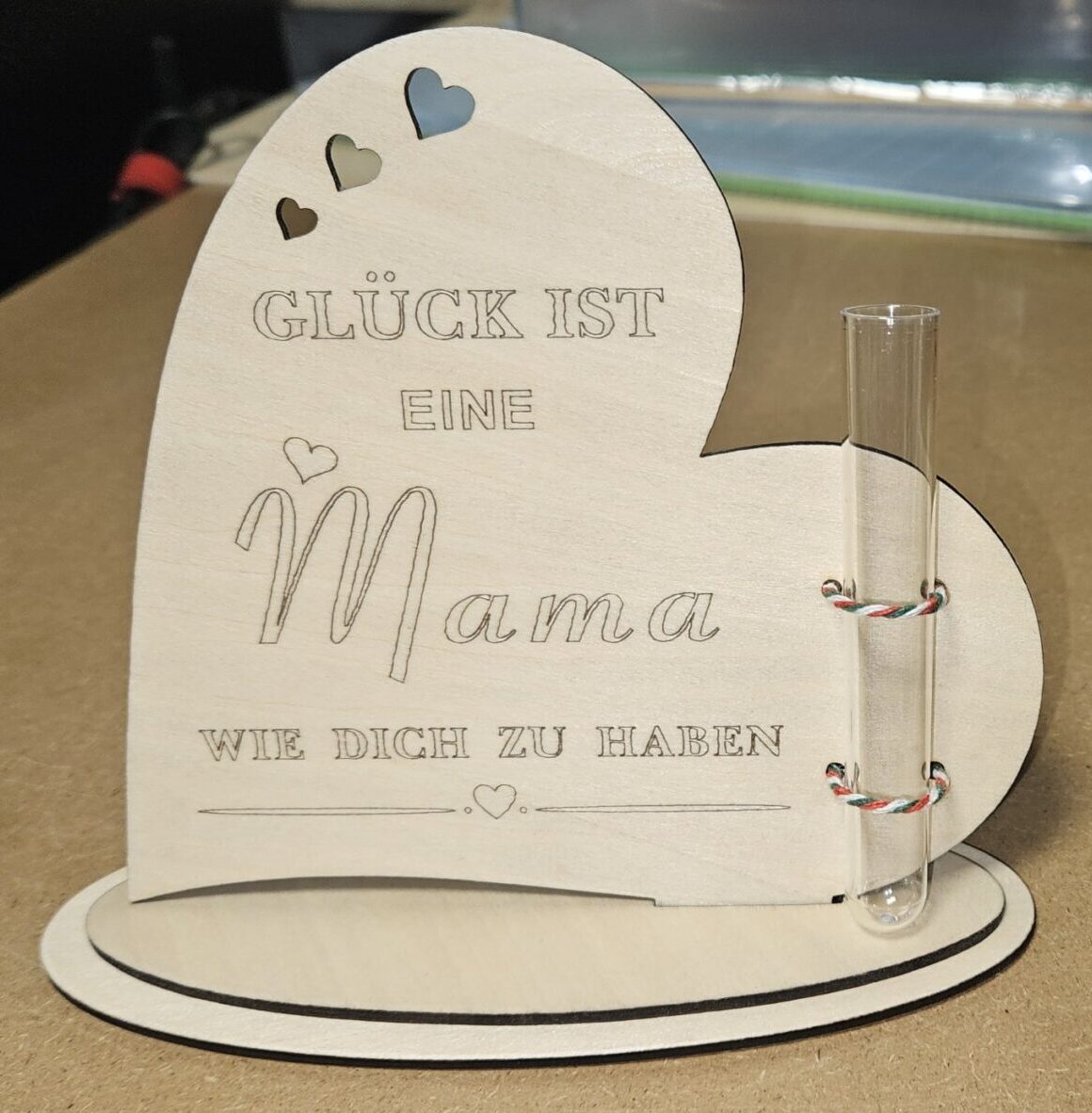 Aufsteller Herz Mama